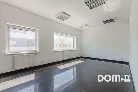 Rozkładowy, duże okna, open space