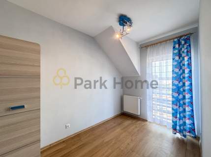 Skrajny szereg ogród 82 m2 fotowoltaika