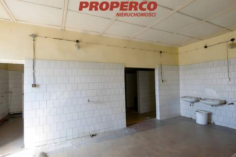 Hala magazynowa 413m2 wraz z budynkiem 268 m2