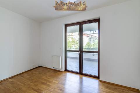 Sprzedaż 3 pokoje z loggią 28m Ogrody Kabackie