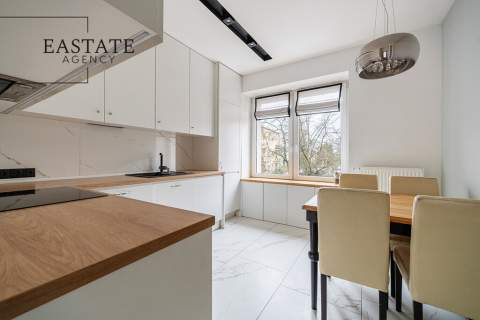 Rondo Wiatraczna / Wysoki Standard / Balkon