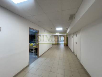 Parking,dobry dojazd,recepcja,ochrona,dostęp24h