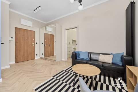 2 pokojowe mieszkanie z garażem ul Hallera, 36m2