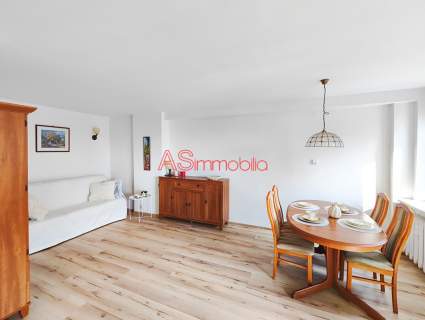 Mieszkanie 45 m2, 1/2 pokoje, loggia, Gocław W-wa