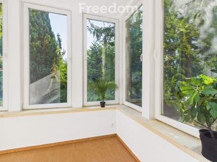 4 pokoje kamienica prywatny ogród weranda