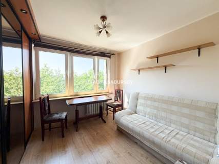 4 osobne pokoje, balkon, oddzielna kuchnia