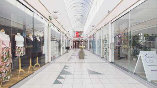 Lokal handlowo usługowy galeria Meteor, 71 m2 