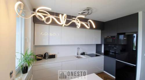 3 pokoje 59m2 wysoki standard garaż 18m2 Węglinek