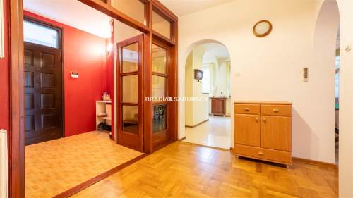 Dom z częścią usługową   Swoszowice, 11 arów