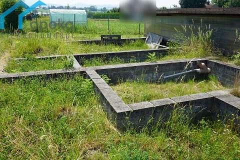 Działka budowlana 1012 m2, z fundamentami I Opoka Nieruchomości