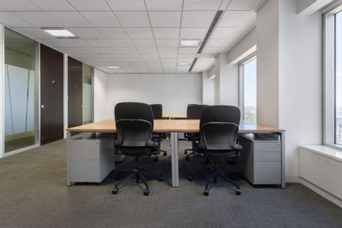 10-osobowe biuro open space w Regus Jaracza