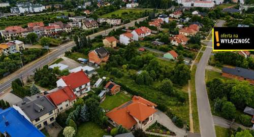 Funkcjonalny dom na 11 Listopada w Staszowie