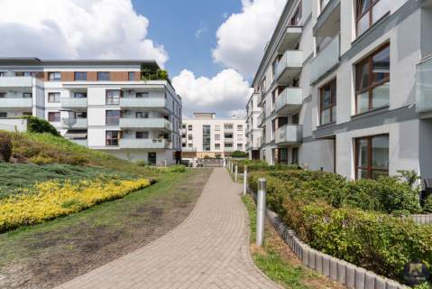 3 Pok-Apartamentowiec Garaż,komórka 10 min CENTRUM