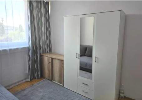 Bystrzycka/osobna kuchnia/balkon/piwnica