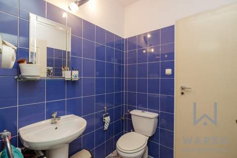 Idealny dla 2 rodzin. Blisko szkoła. Sauna. Ogród.