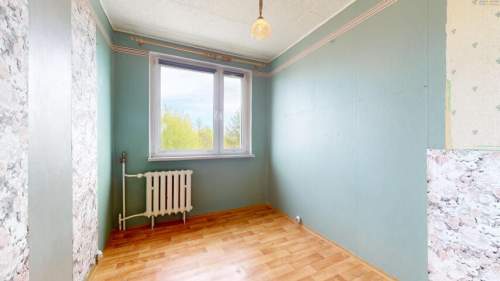 3pok. obok stawu wszędzie blisko 48m2 balkon