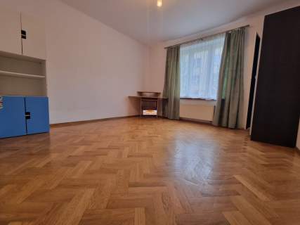 Kraków Stare Miasto 1/2 domu 2 kawalerki