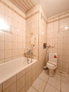 JASNE MIESZKANIE DO REMONTU, JASŁO, UL. SIKORSKIEGO, 48M2