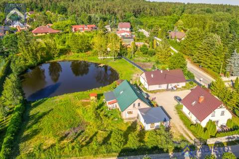 staw, 3 budynki, 7 mieszkań