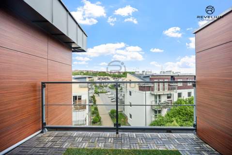 3 balkony 2 Msc. postojowe Oś. Myśliwska Park
