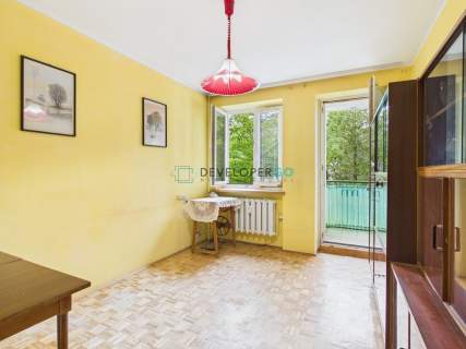 Mieszkanie na wysokim parterze z balkonem