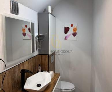 Pilczyce/Park/70m2/lux/2006r