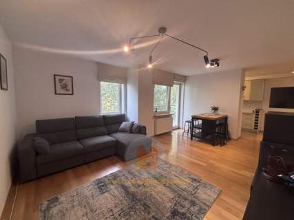 Cichy apartament, 4pokoje, w cenie garaż i komórka