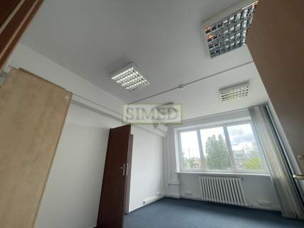 Bardzo widny,dwustronny lokal,recepcja,dostęp24h