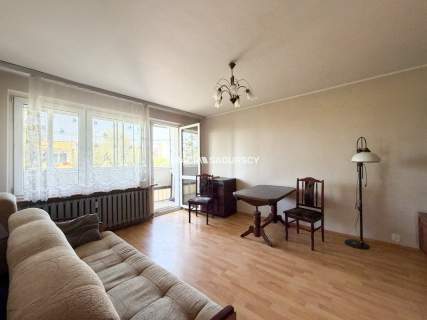 4 osobne pokoje, balkon, oddzielna kuchnia