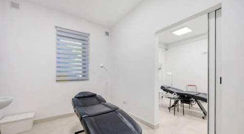 Dom 270m2 i Obiekt Usługowo-Medyczny 450m2 ul. Wycieczkowa