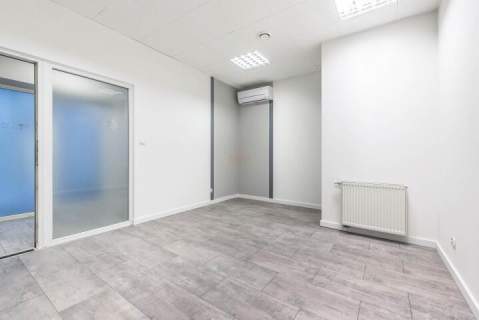 ul.Hallera Lokal 83m2 4pomieszczenia, klimatyzacja 4200zł