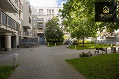 Osobna widna kuchnia taras 7m2 wysoki parter