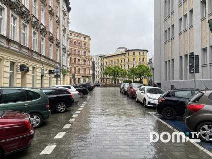 Wejście od ulicy, centrum miasta, parter, biuro