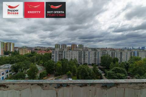 Kapitalne dwa pokoje z szybkim dojazdem do metra