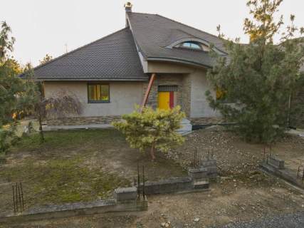 Dom na sprzedaż pow. 282 m2, dz. 39 ar Gogolin
