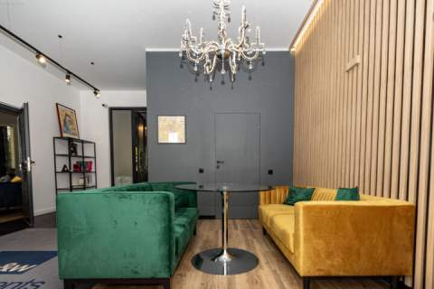 Biuro 128 m2 premium Wola Justowska 4 miejsca postojowe