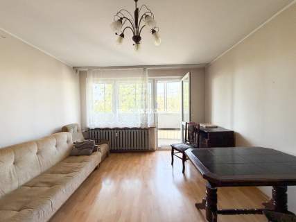 4 osobne pokoje, balkon, oddzielna kuchnia