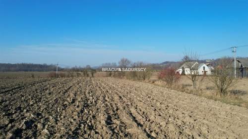 Popędzyna działka z możliwośćią uzyskania WZ