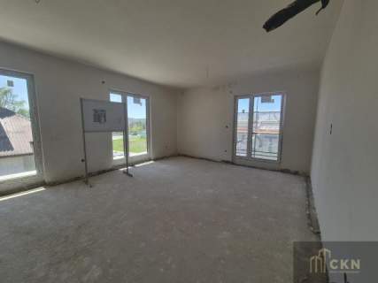 BRONOWICE - 152,50 m2 - TARAS NA DACHU 70 m2