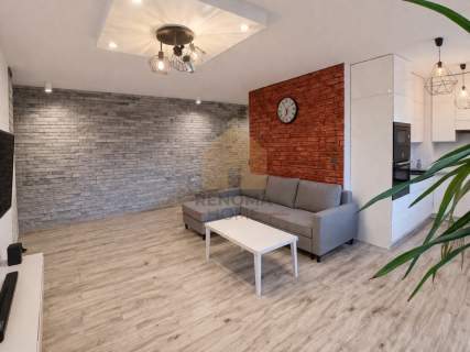3-pokoje 69 m balkon Żarków os. Piastów