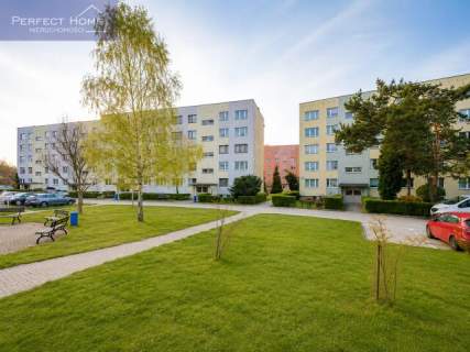Mieszkanie 30 m2 na parterze po remoncie, 2 balkony