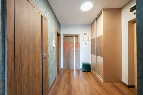 70 m2 3 pokoje balkon garaż KRZYKI