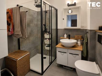 3 Pokoje Balkon Zadbane