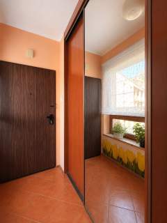 Przestronne 2 pokoje 56 m Garaż Balkon