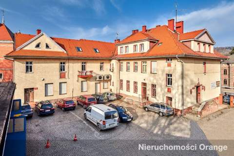 Nieruchomość w centrum miasta, w pobliżu Rynku.