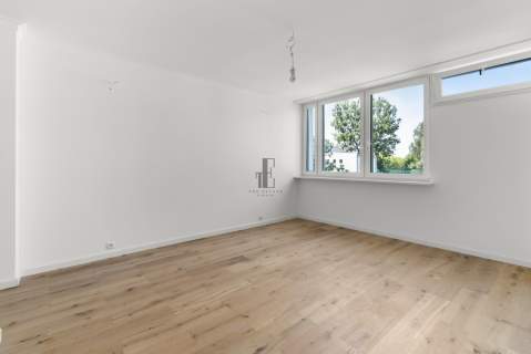 2 pokoje po remoncie saska kępa balkon