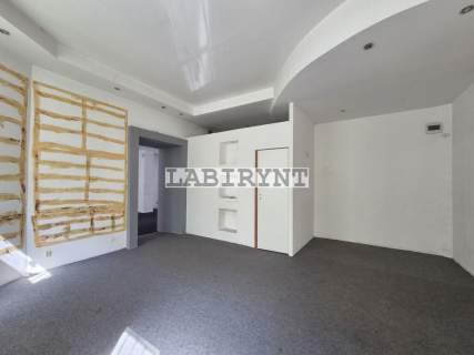 Lokal handel/usługi/biura, 130m2, ścisłe centrum