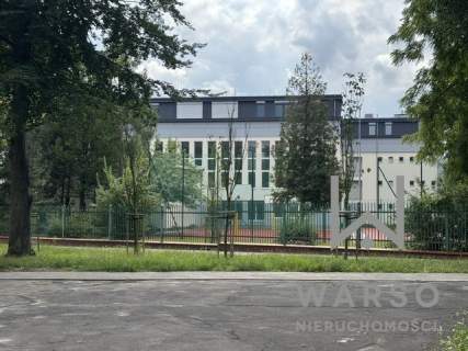 2 pokoje, oddzielna kuchnia, balkon, Radarowa