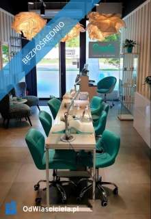 46m wykończony salon na parterze z witrynami od ul. Powązkowskiej