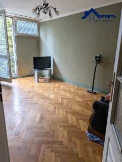 Dwupokojowe 48 m Do odświeżenia Krochmalna